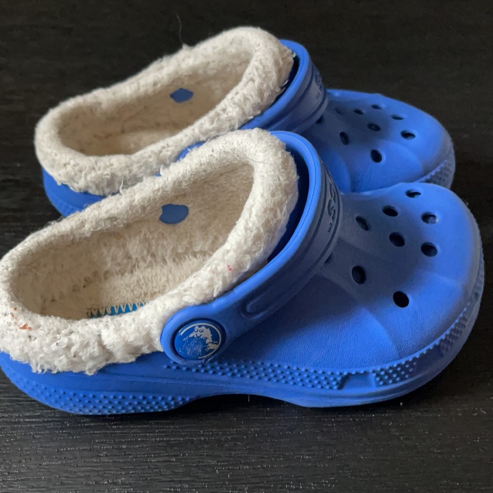 Crocs - Picture 2 of 5